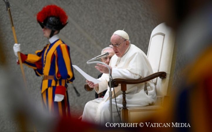 Audiencia General: El Papa recuerda a Benedicto XVI, “maestro de catequesis»